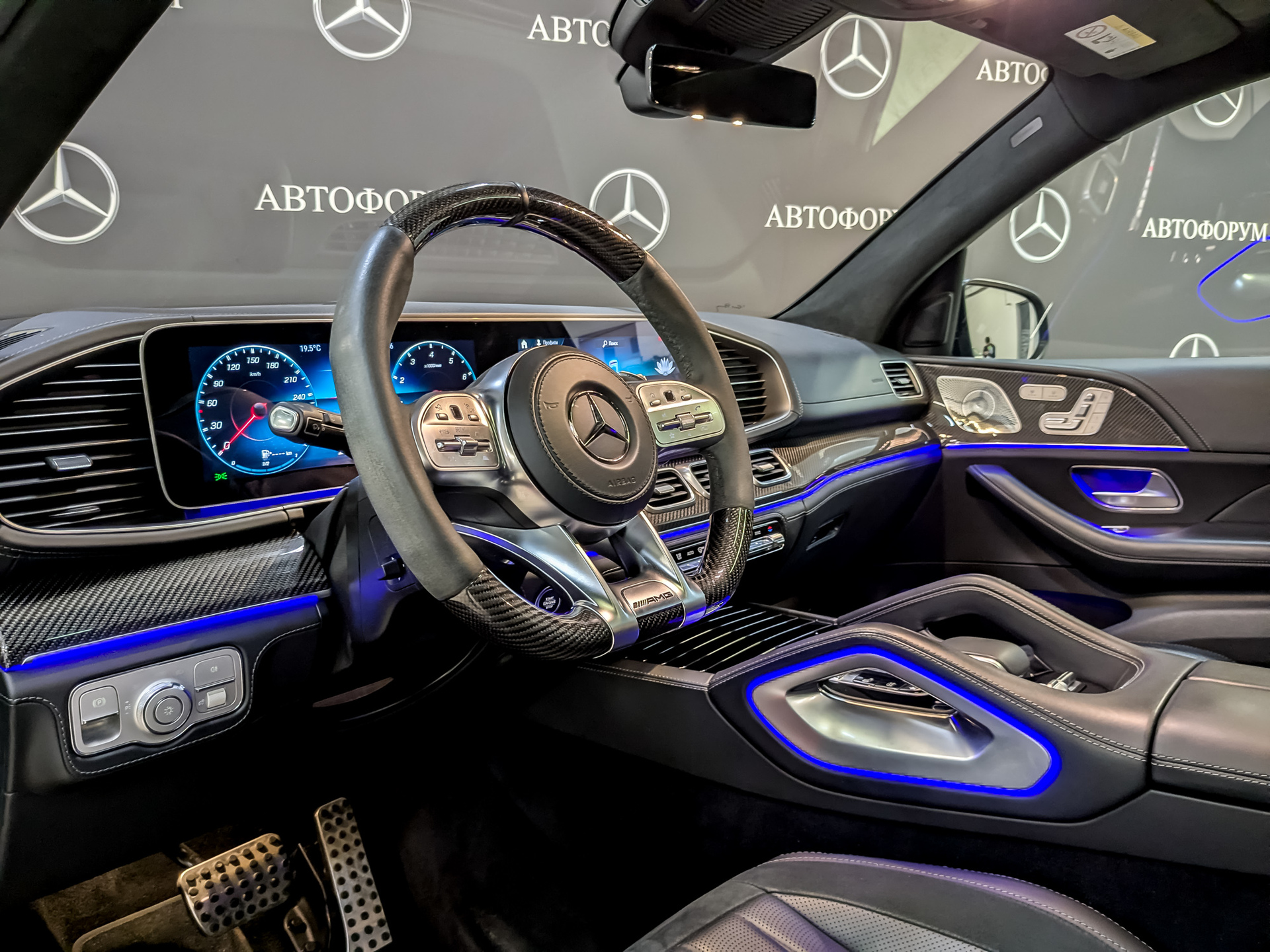 MERCEDES-BENZ GLS 63 AMG 4M 4.00 (626 л.с), автомат, 2021, пробег 81 045 км