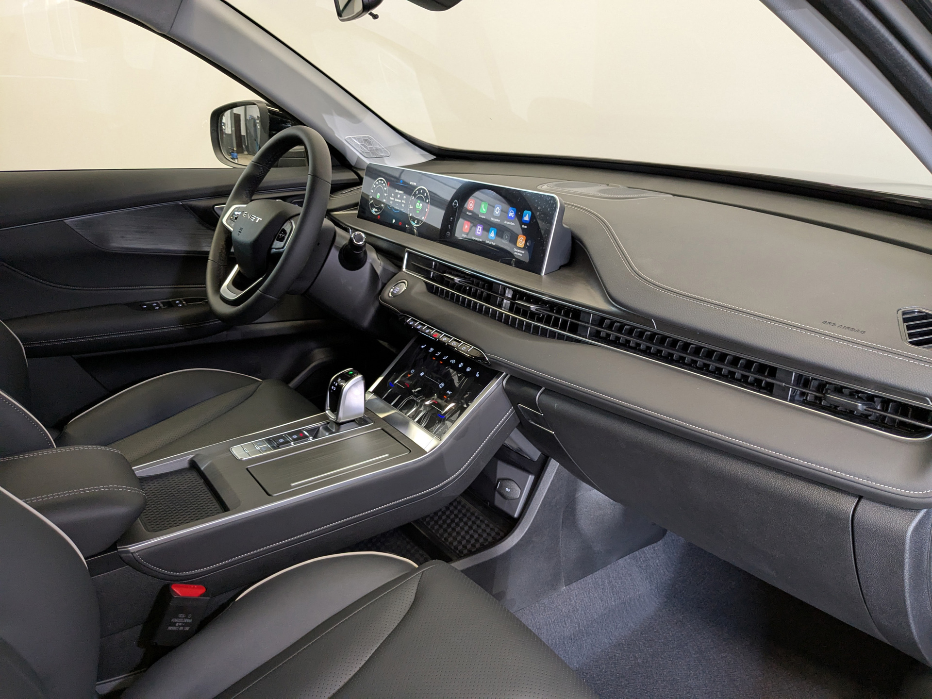 Фото Tenet T4 Active 1.5T/147 6RT 2WD
