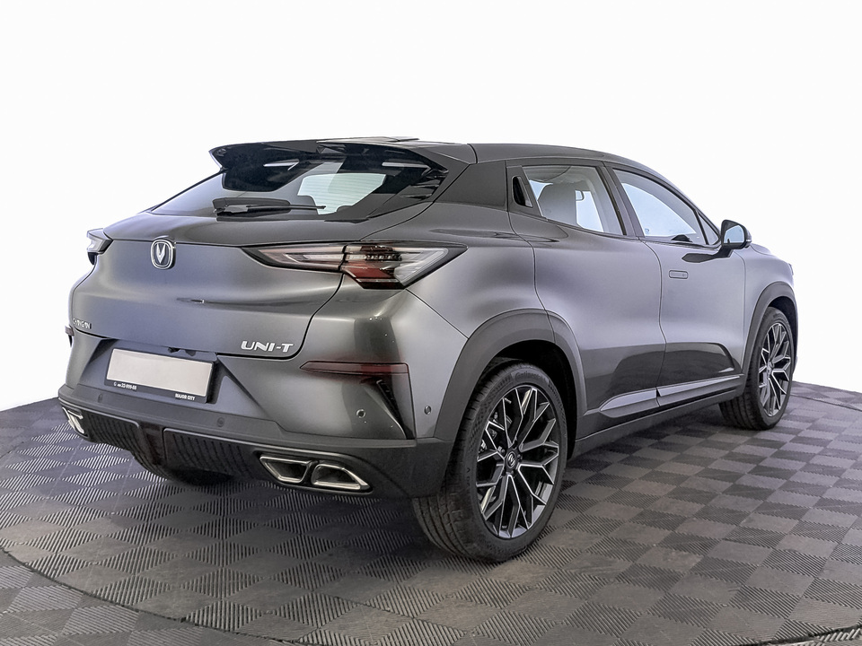Changan UNI-T Техно 1.5T/167 7RT Передний привод