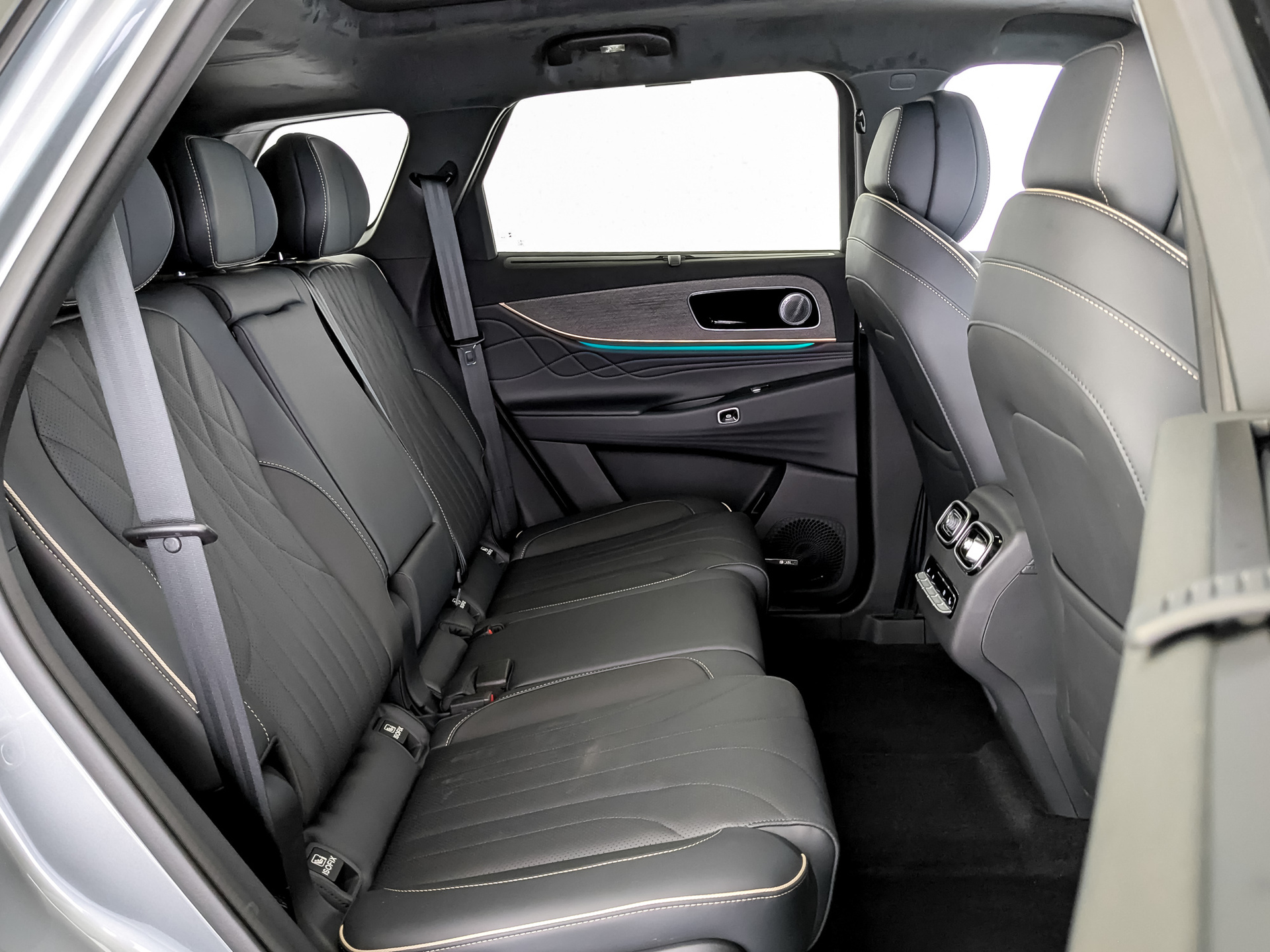 Фото JAECOO J8 Престиж 2.0T/249 7RT 4WD