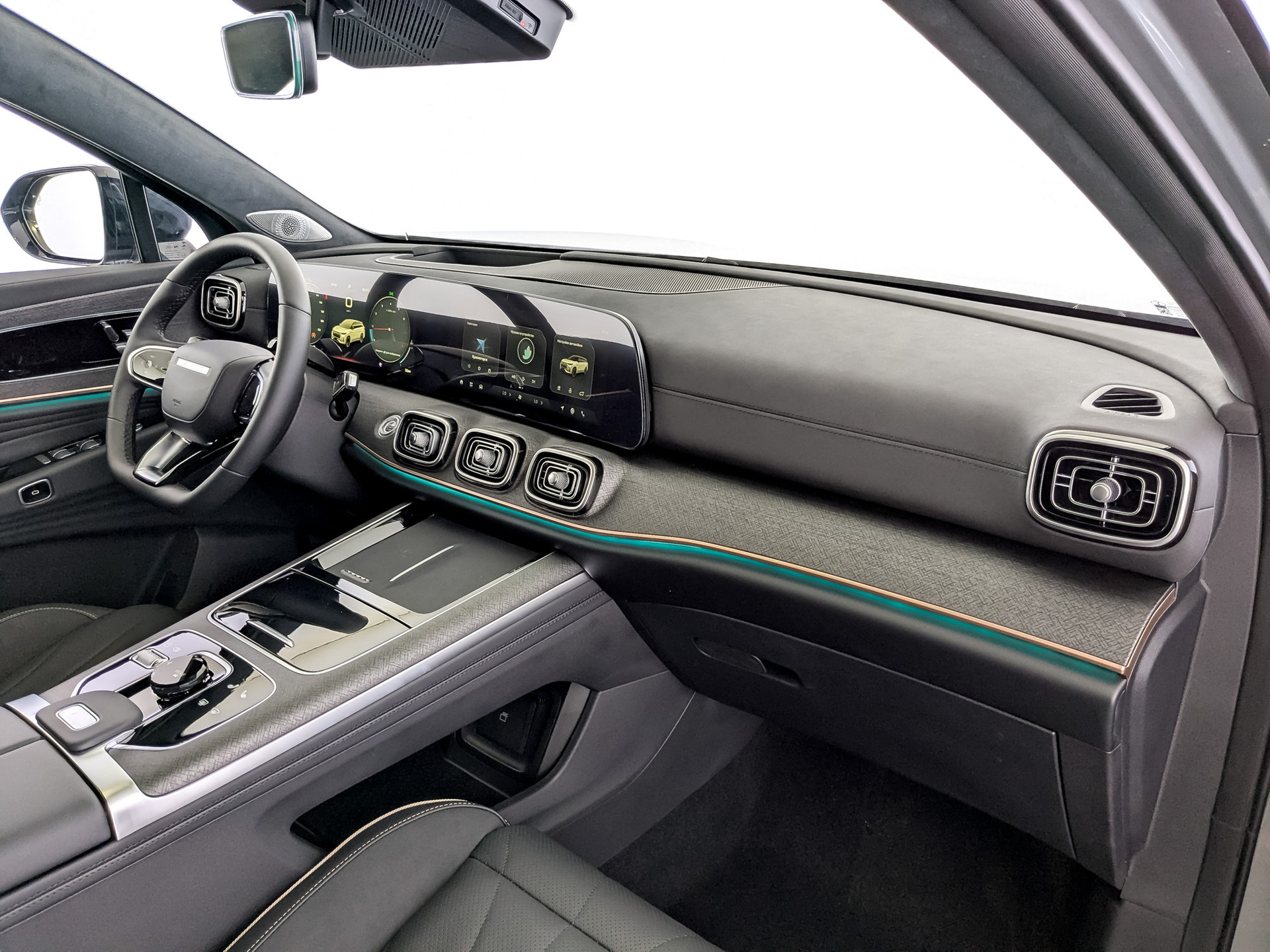 Фото JAECOO J8 Престиж 2.0T/249 7RT 4WD