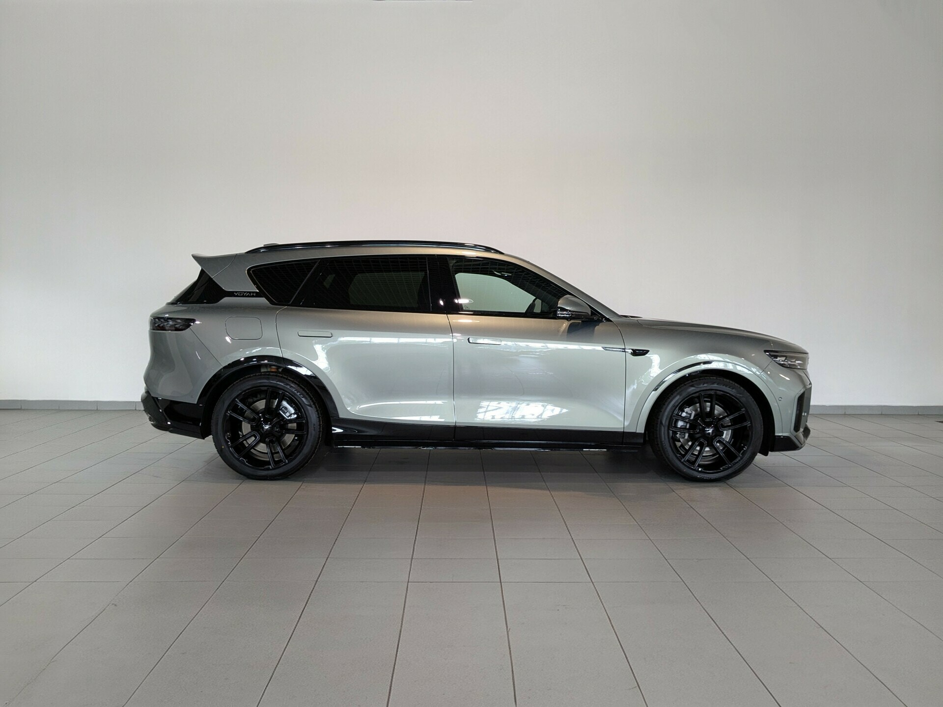 Фото Voyah Free FL EVR Sport Edition 1.5ELH/204 39.2кВт 4WD