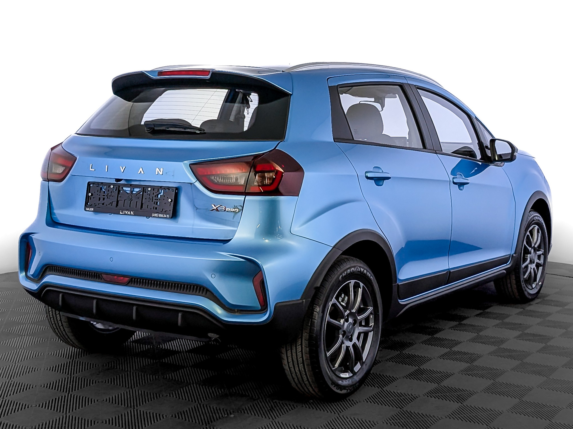 Фото Livan X3 Pro Luxury 1.5L/103 CVT 5D