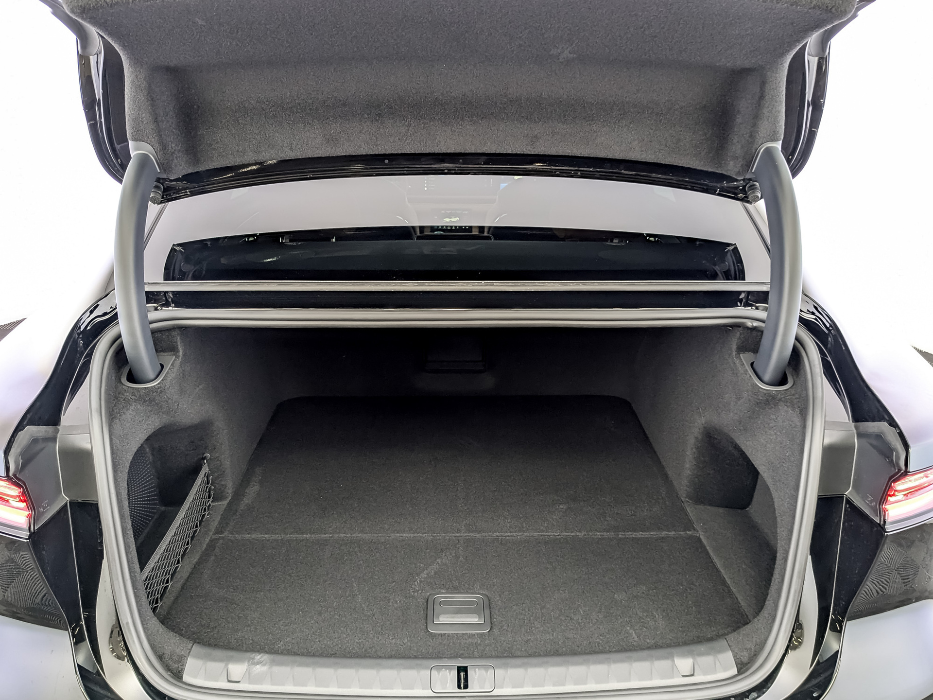 Фото Voyah Passion EVR 1.5ELH/170 43кВт 4WD