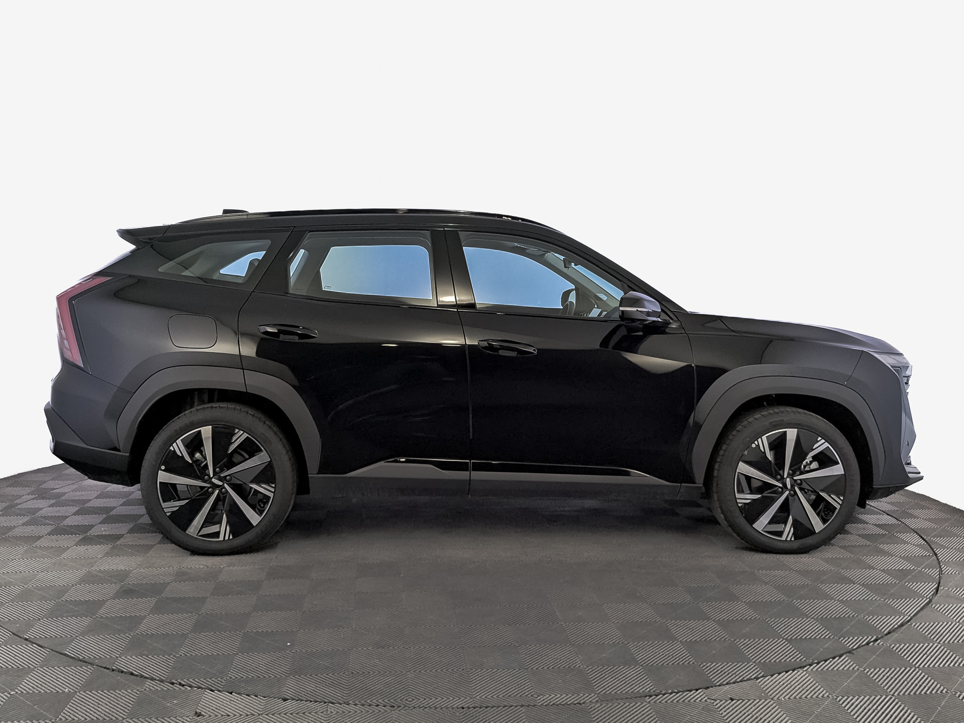 Фото Geely Atlas Flagship Sport 2.0T/200 8AT 4WD