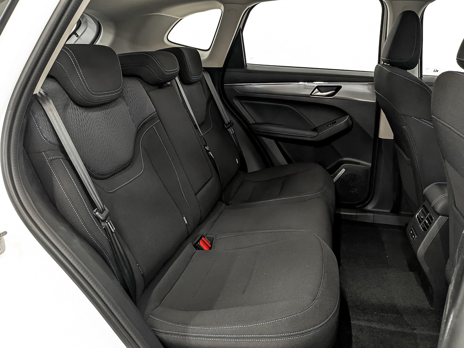 Фото Haval Jolion Оптимум 1.5T/150 7RT 4WD