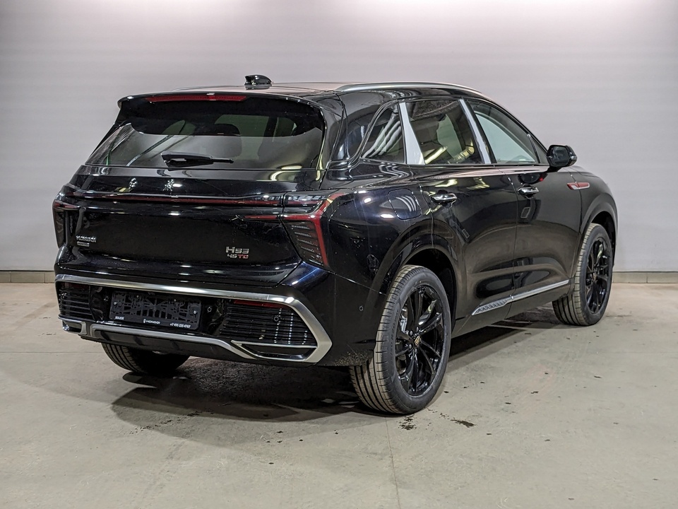 Hongqi HS3 Deluxe 2.0Т/245 8AT 4WD