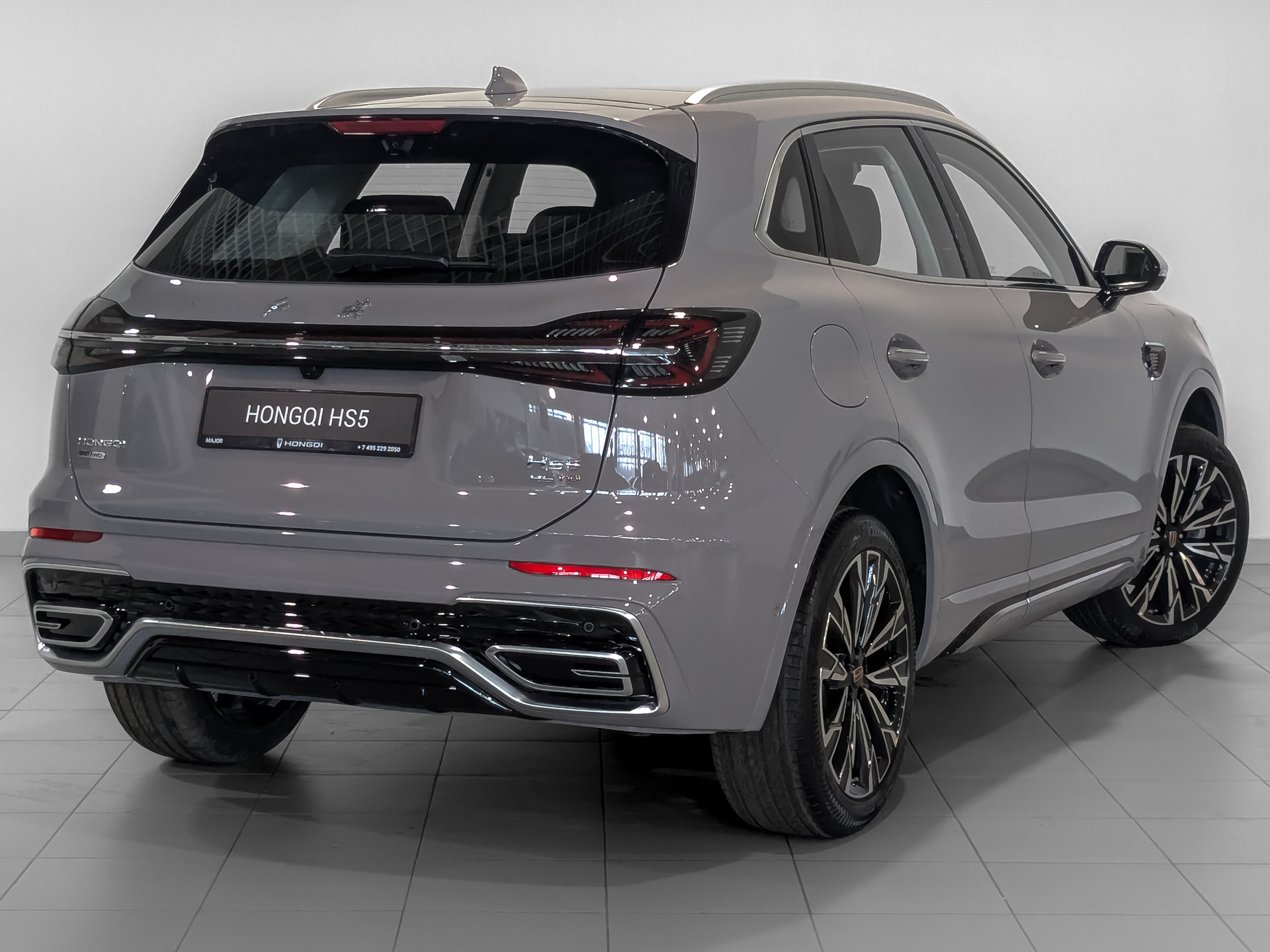 Фото Hongqi HS5 FL Comfort 2.0T/245 8AT 4WD