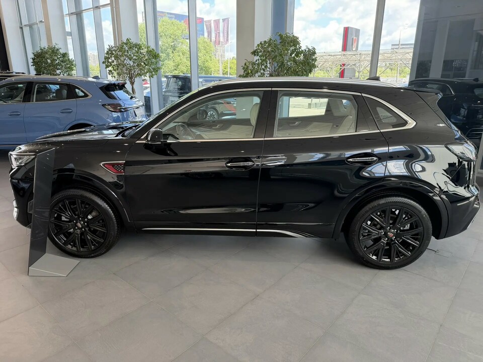 Hongqi HS5 FL Comfort 2.0T/245 8AT 4WD