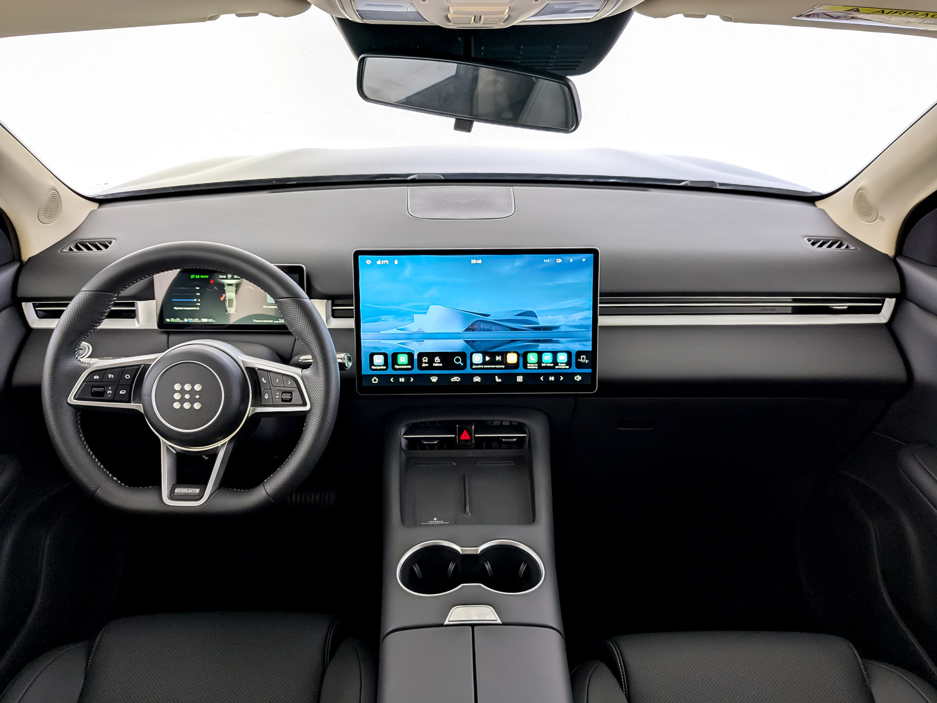 Фото Evolute i-SPACE FL 1.5ELH/95 25кВт FWD 5S