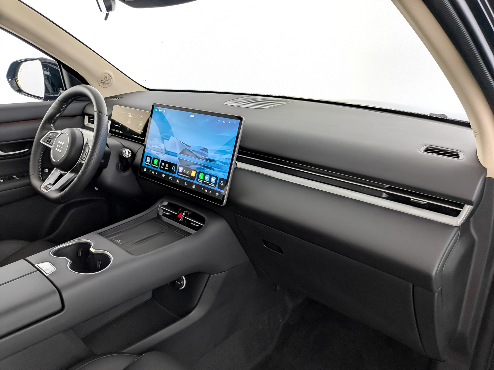 Фото Evolute i-SPACE FL 1.5ELH/95 25кВт FWD 5S
