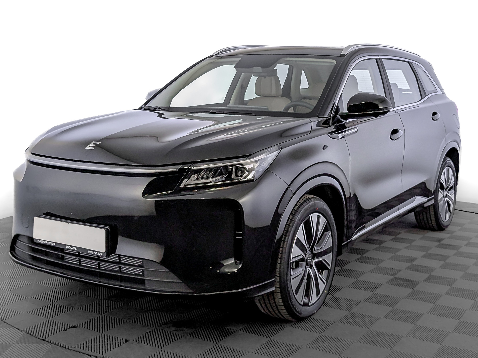 Фото Evolute i-SPACE FL 1.5ELH/95 25кВт FWD 5S