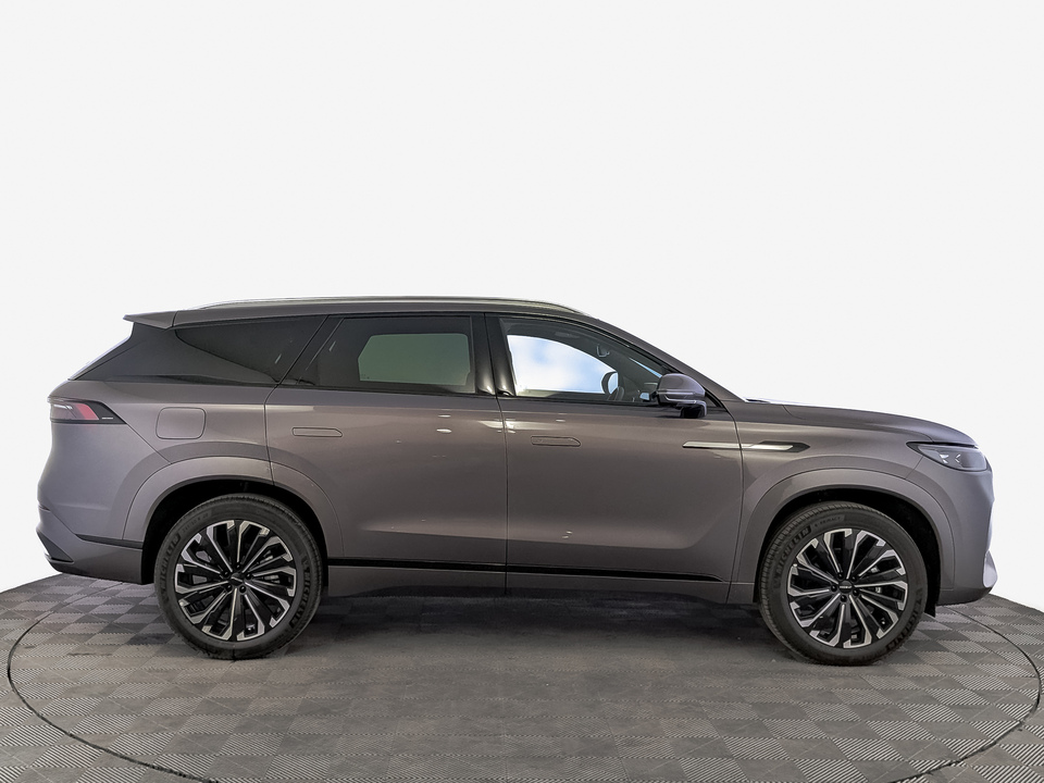 JAECOO J8 Престиж 2.0T/249 7RT 4WD