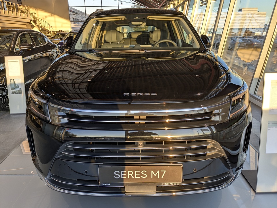 Seres M7 MAX 5 Seats 1.5ELH/439 40кВт 4WD