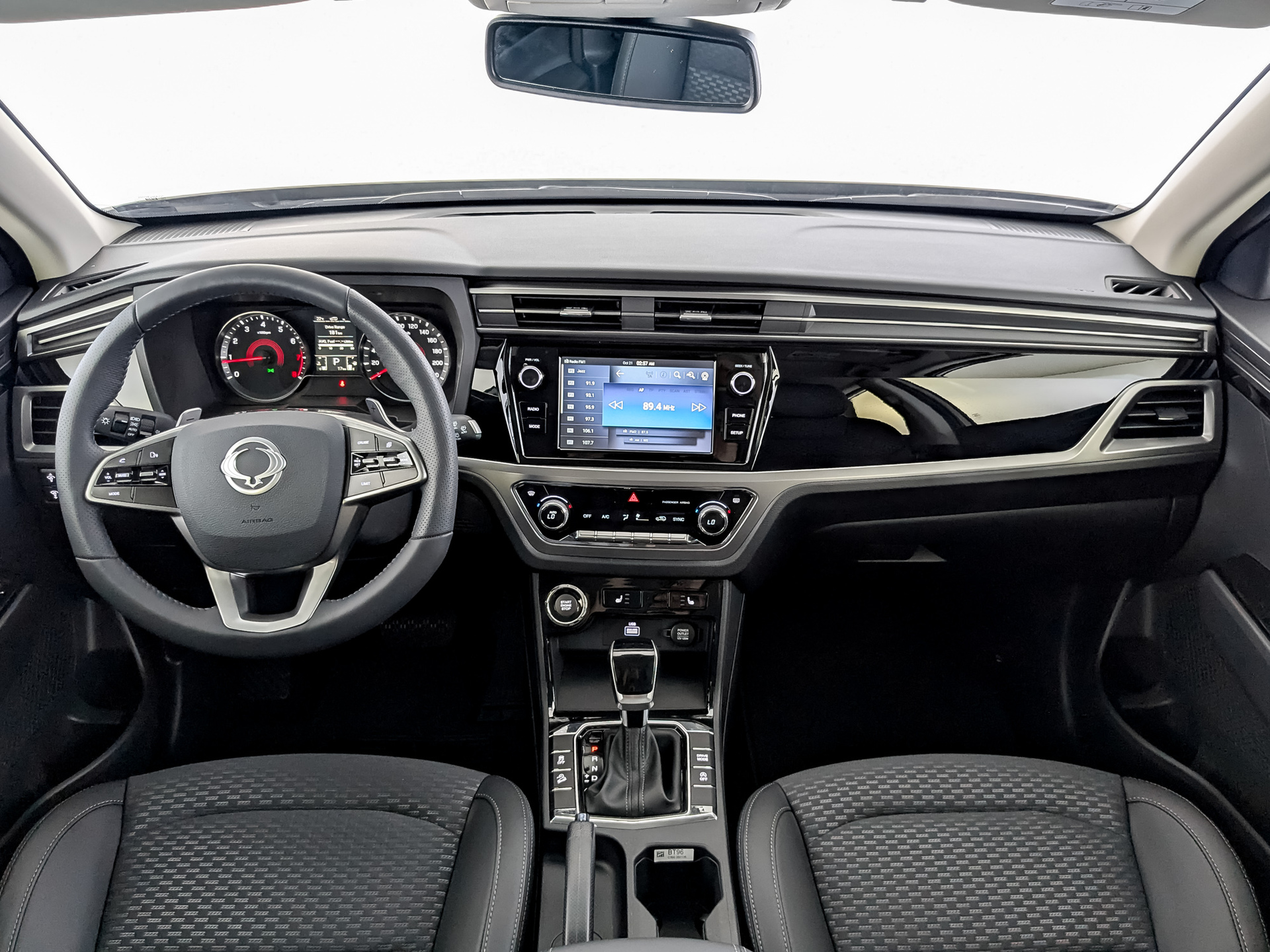 Фото KGM Korando Dream 1.5T/163 6AT 2WD