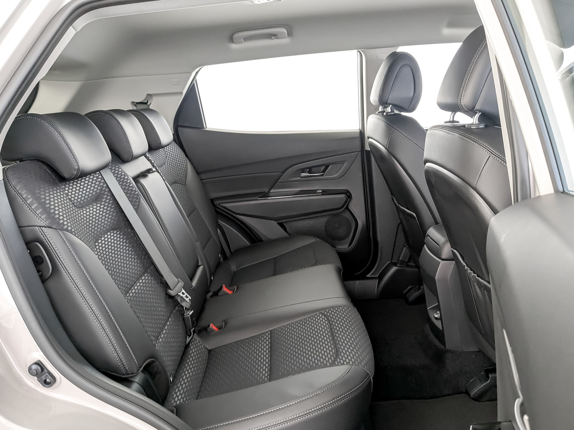 Фото KGM Korando Dream 1.5T/163 6AT 2WD