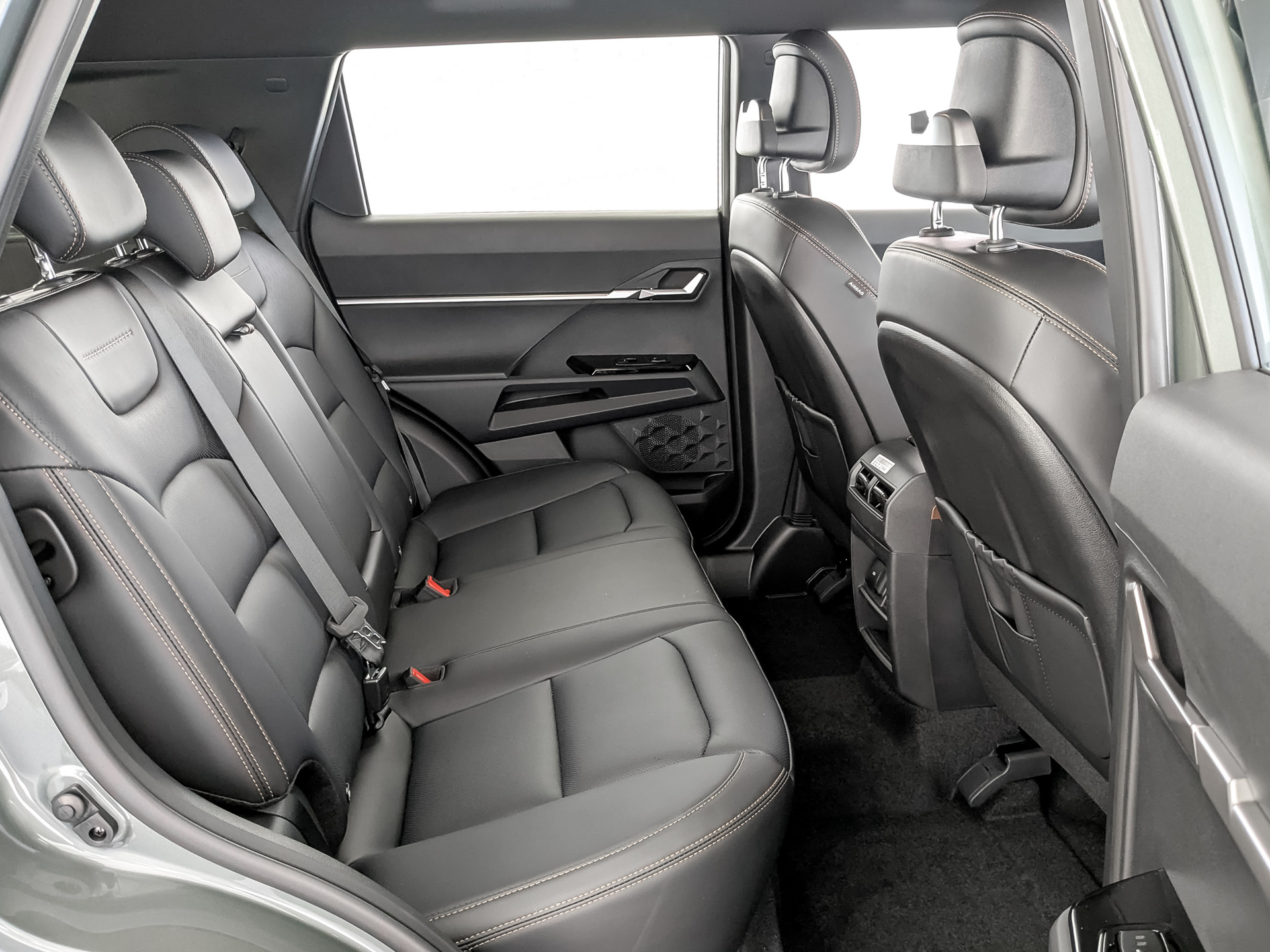 Фото KGM Torres Dream 1.5T/163 6AT 2WD