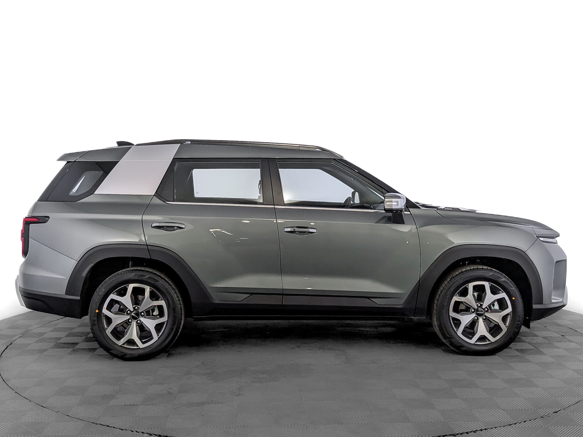 Фото KGM Torres Dream 1.5T/163 6AT 2WD