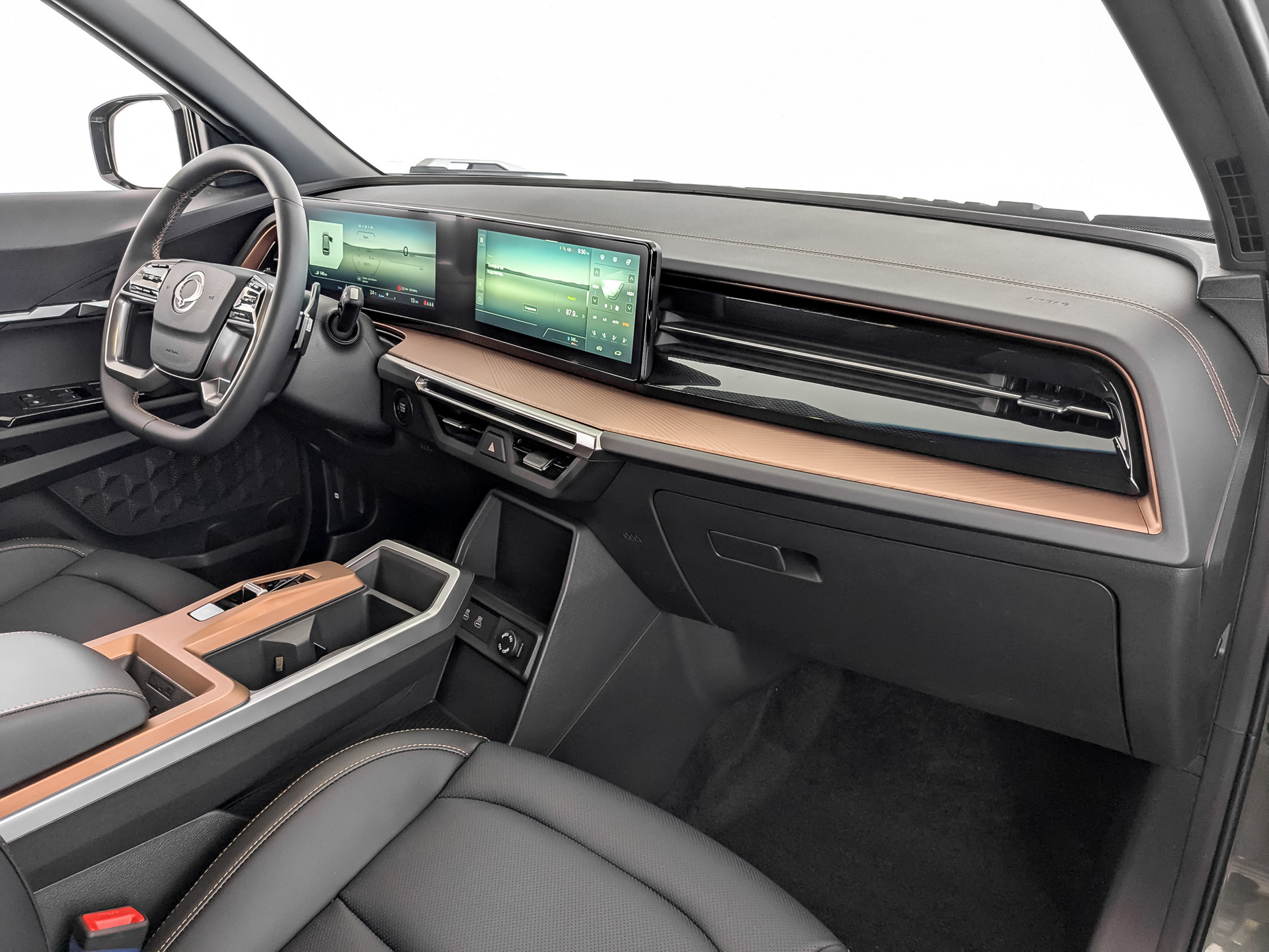 Фото KGM Torres Dream 1.5T/163 6AT 2WD