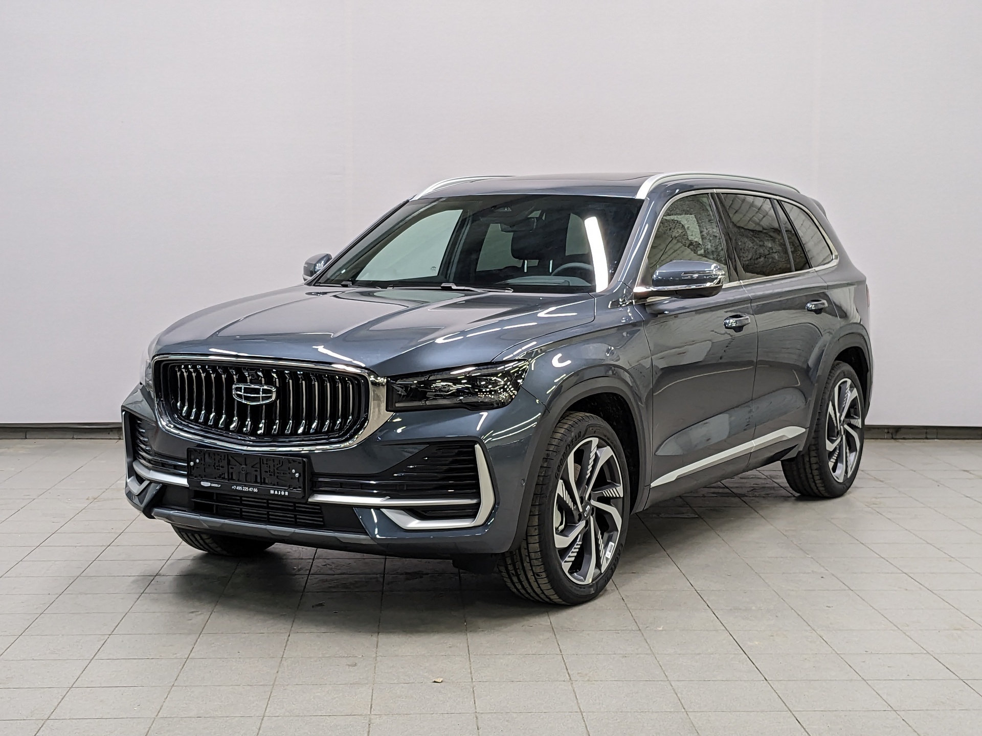 Фото Geely Monjaro Flagship 2.0T/238 8AT 4WD