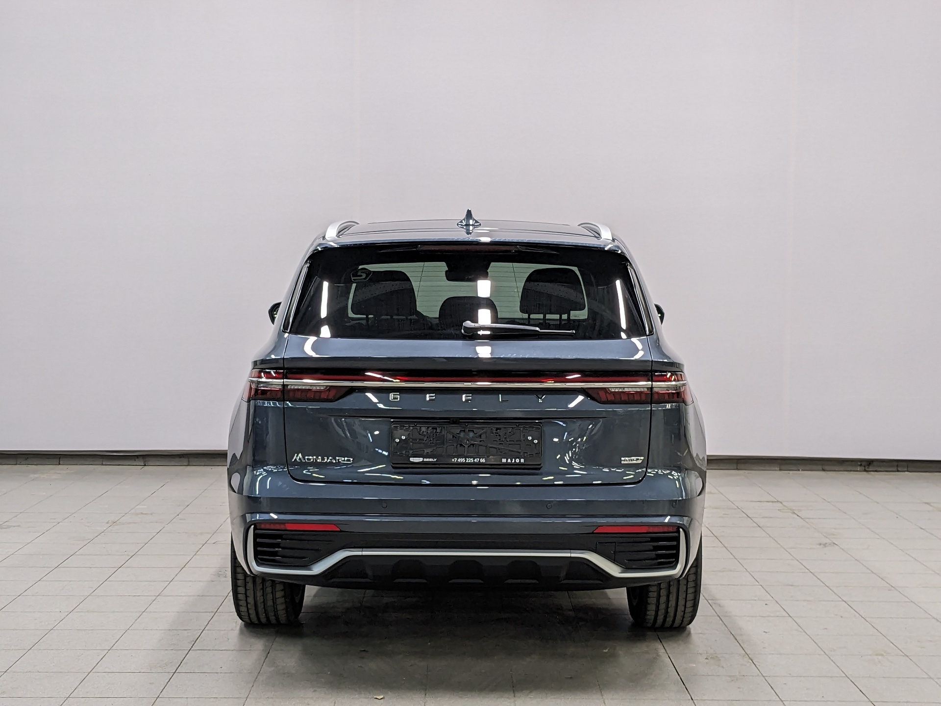 Фото Geely Monjaro Flagship 2.0T/238 8AT 4WD