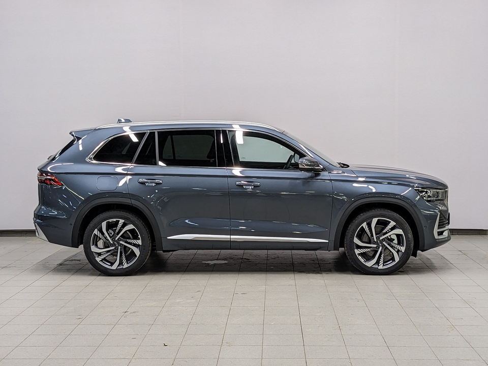 Geely Monjaro Flagship 2.0T/238 8AT 4WD