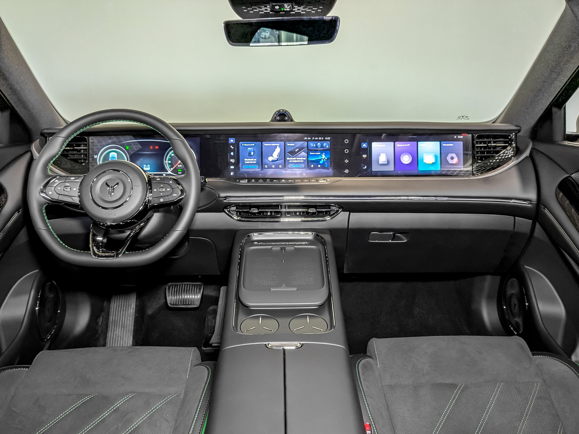 Фото Voyah Free FL EVR 1.5H/204 39,2 кВт 4WD