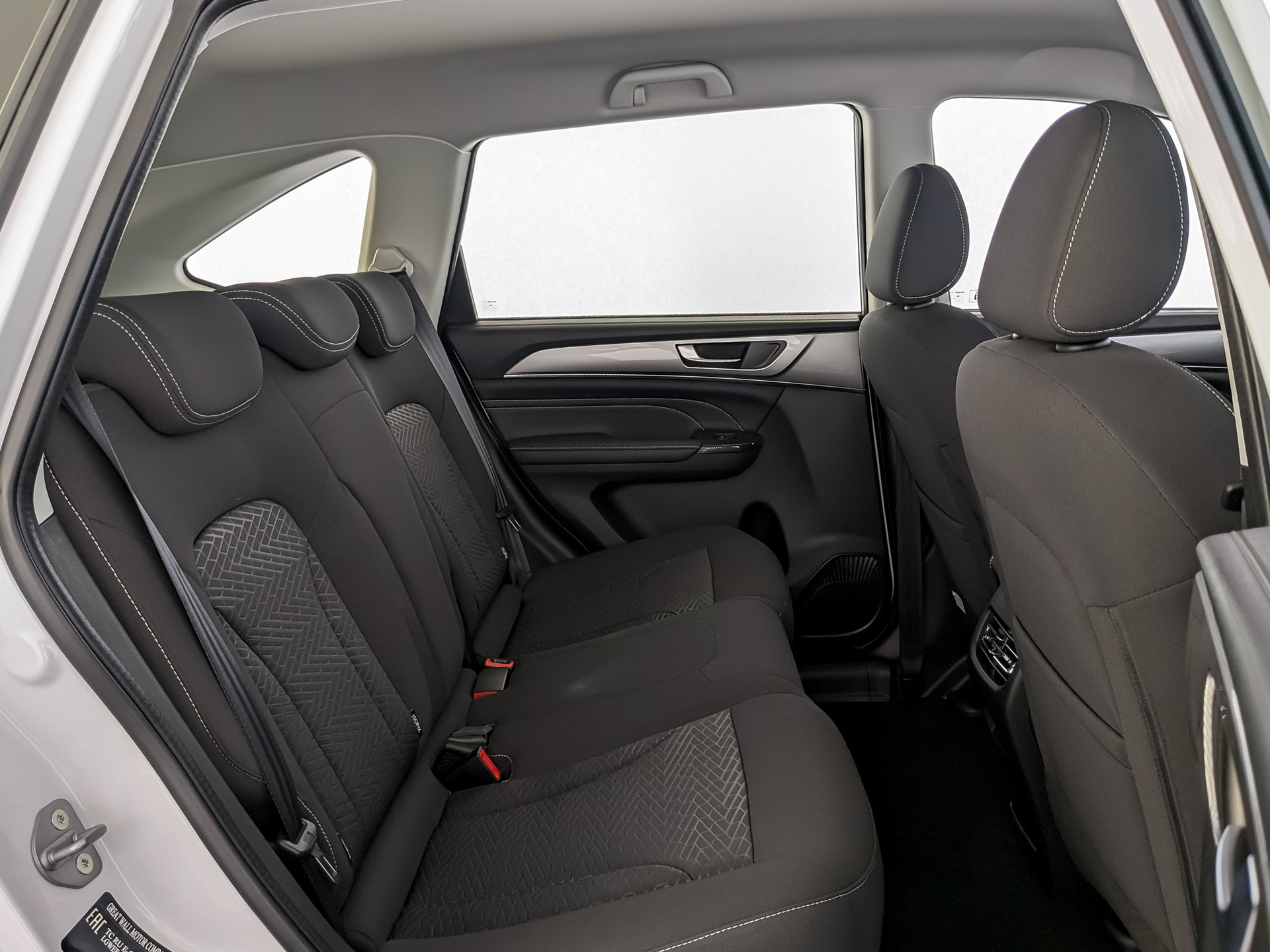 Фото Haval M6 Family 1.5T/143 6MT 2WD