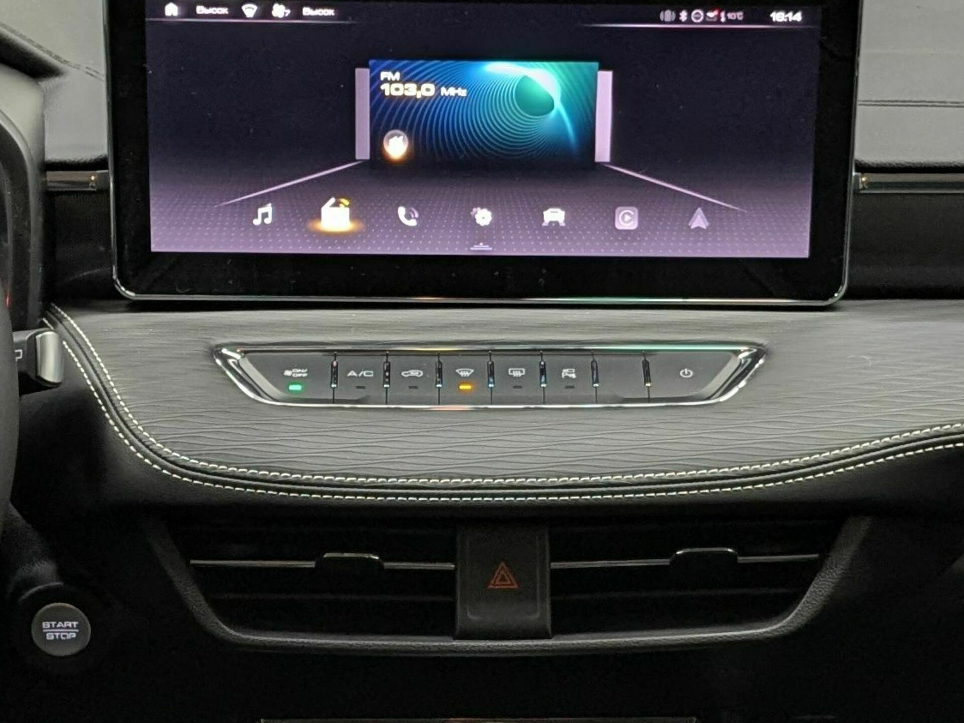 Фото Haval Jolion Премиум 1.5T/150 7RT 4WD