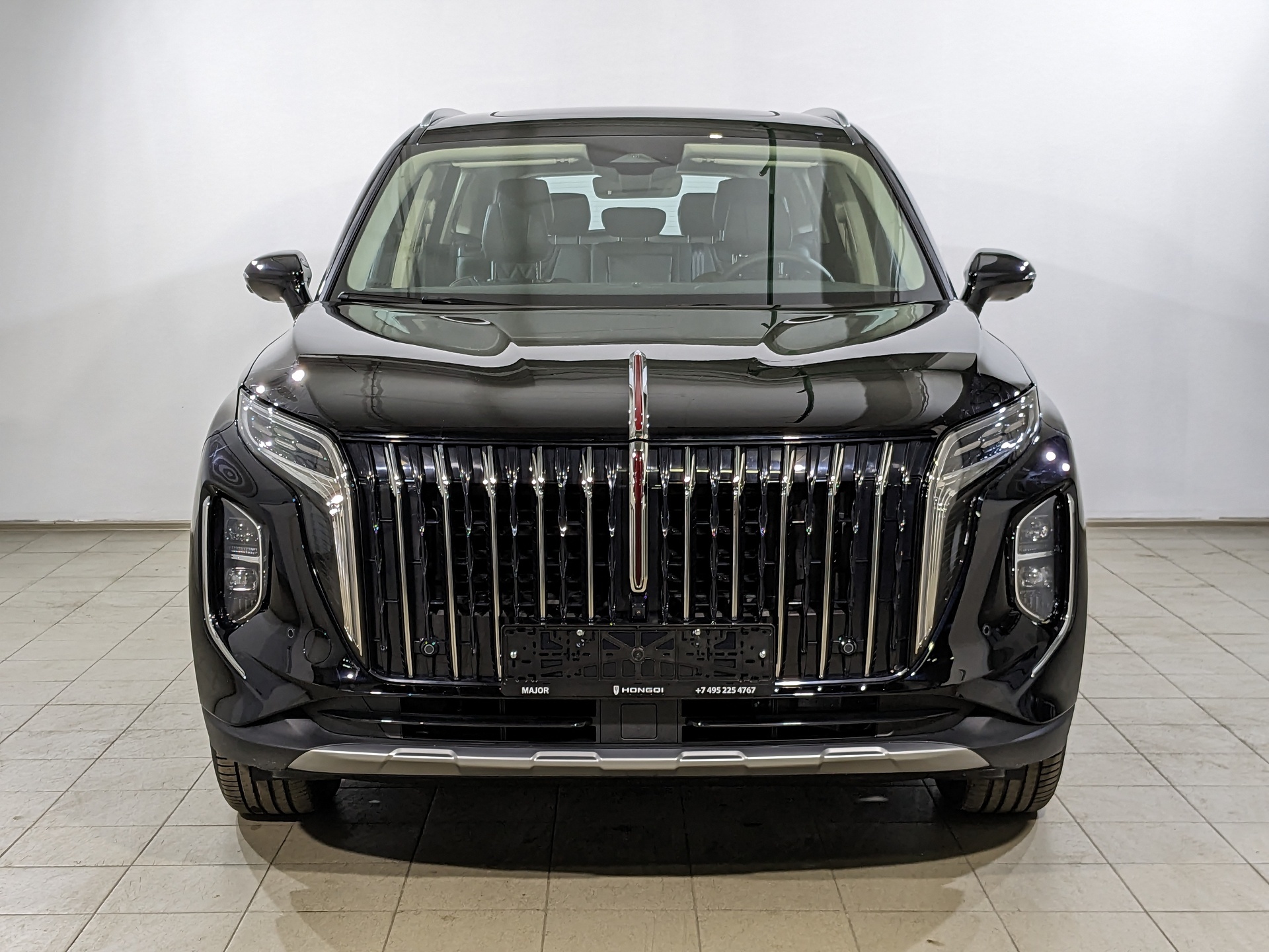 Фото Hongqi HS7 Deluxe 2.0T/245 8AT 4WD