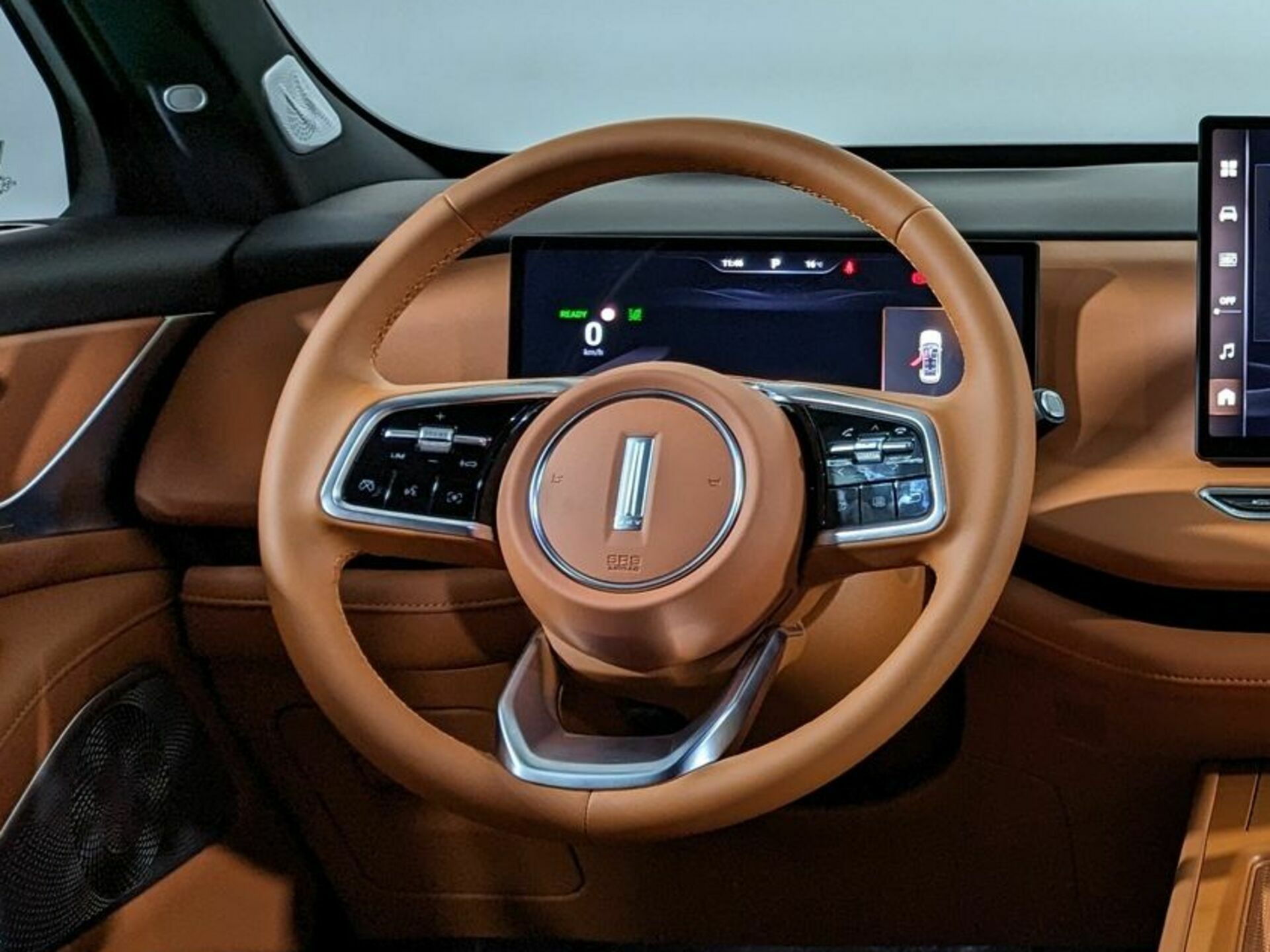 Фото Wey 07 Premium 1.5H/517 42кВт DHT 4WD