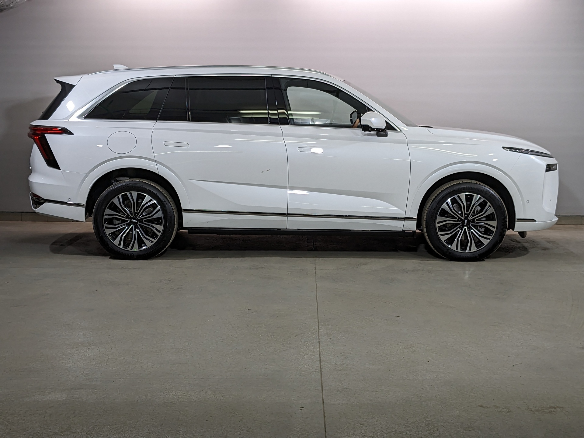 Фото Wey 07 Premium 1.5H/517 42кВт DHT 4WD