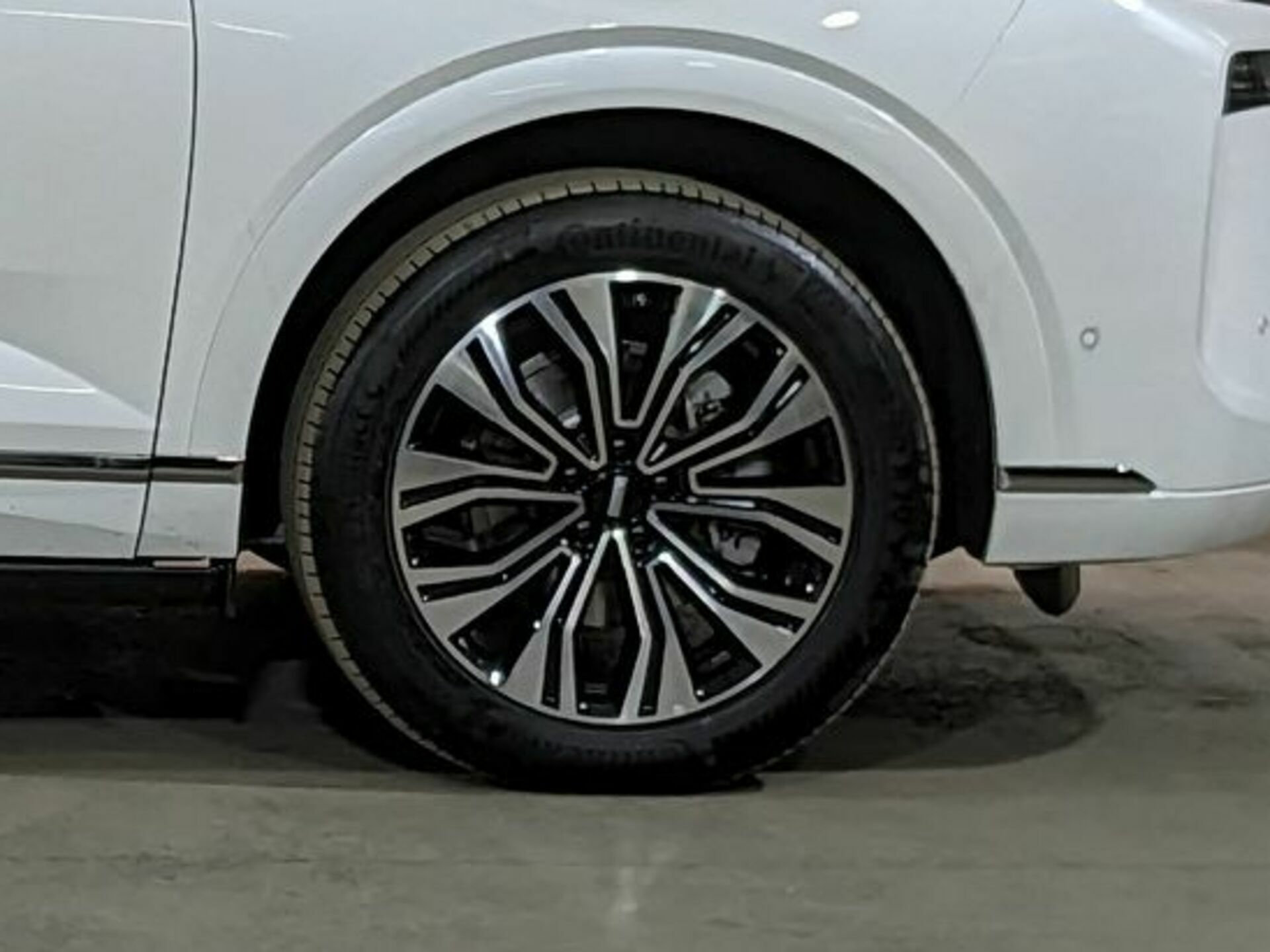 Фото Wey 07 Premium 1.5H/517 42кВт DHT 4WD