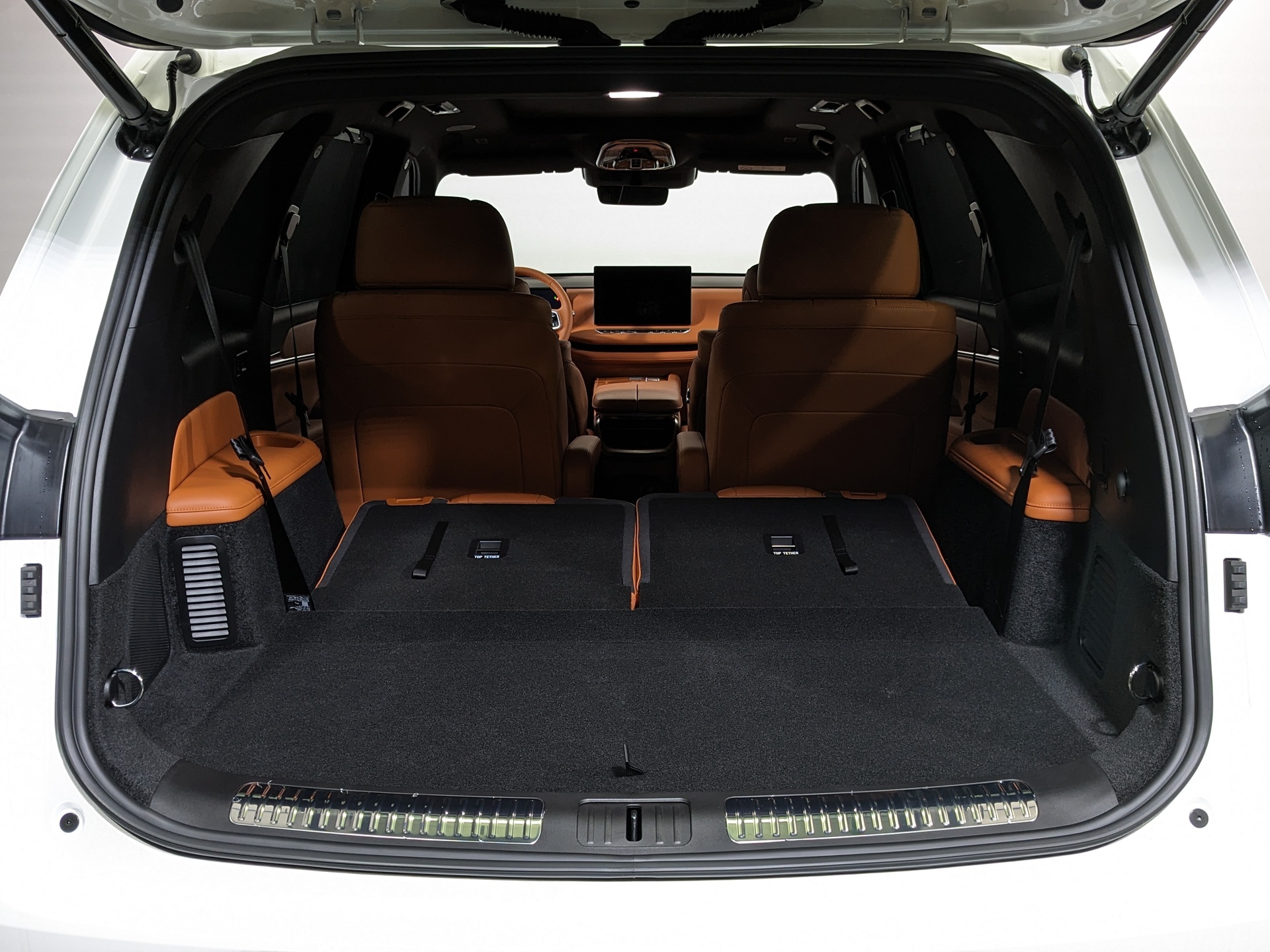 Фото Wey 07 Premium 1.5H/517 42кВт DHT 4WD