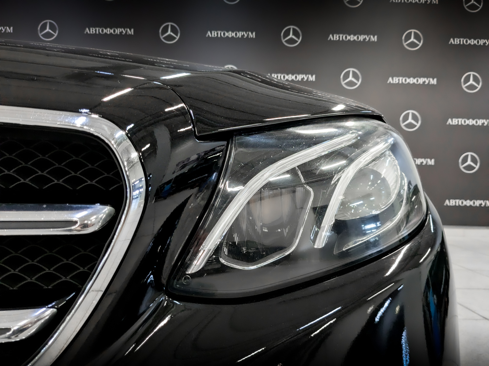 MERCEDES-BENZ E-Класс 2.00 (197 л.с), автомат, 2019, пробег 128 176 км
