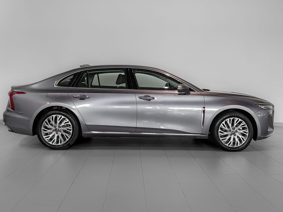 Hongqi H5 Deluxe 2.0T/218 8AT 4D