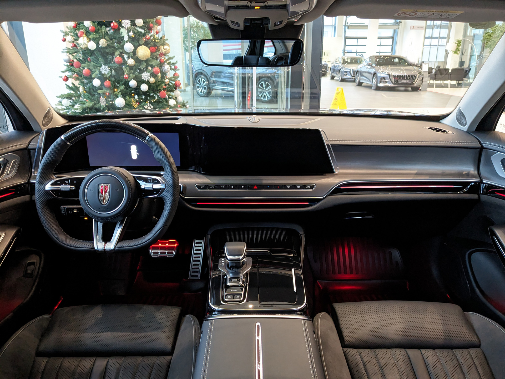 Фото Hongqi H9 FL Deluxe 2.0T/245 7RT RWD