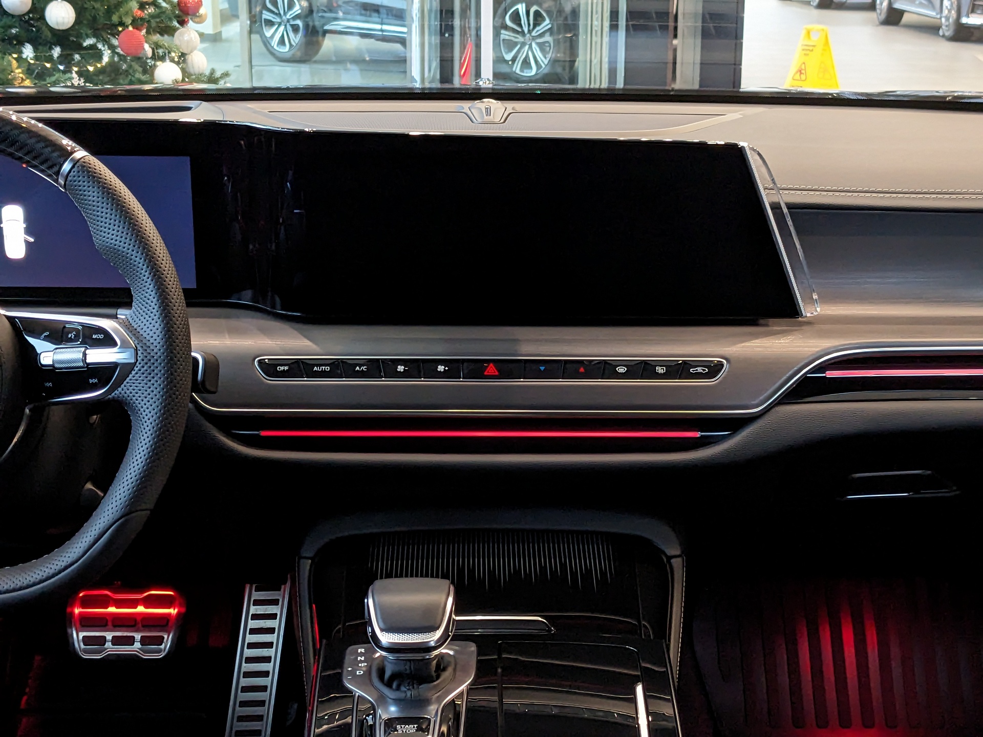 Фото Hongqi H9 FL Deluxe 2.0T/245 7RT RWD