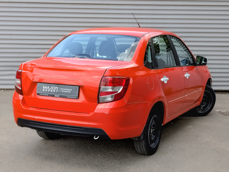 car-card-slide