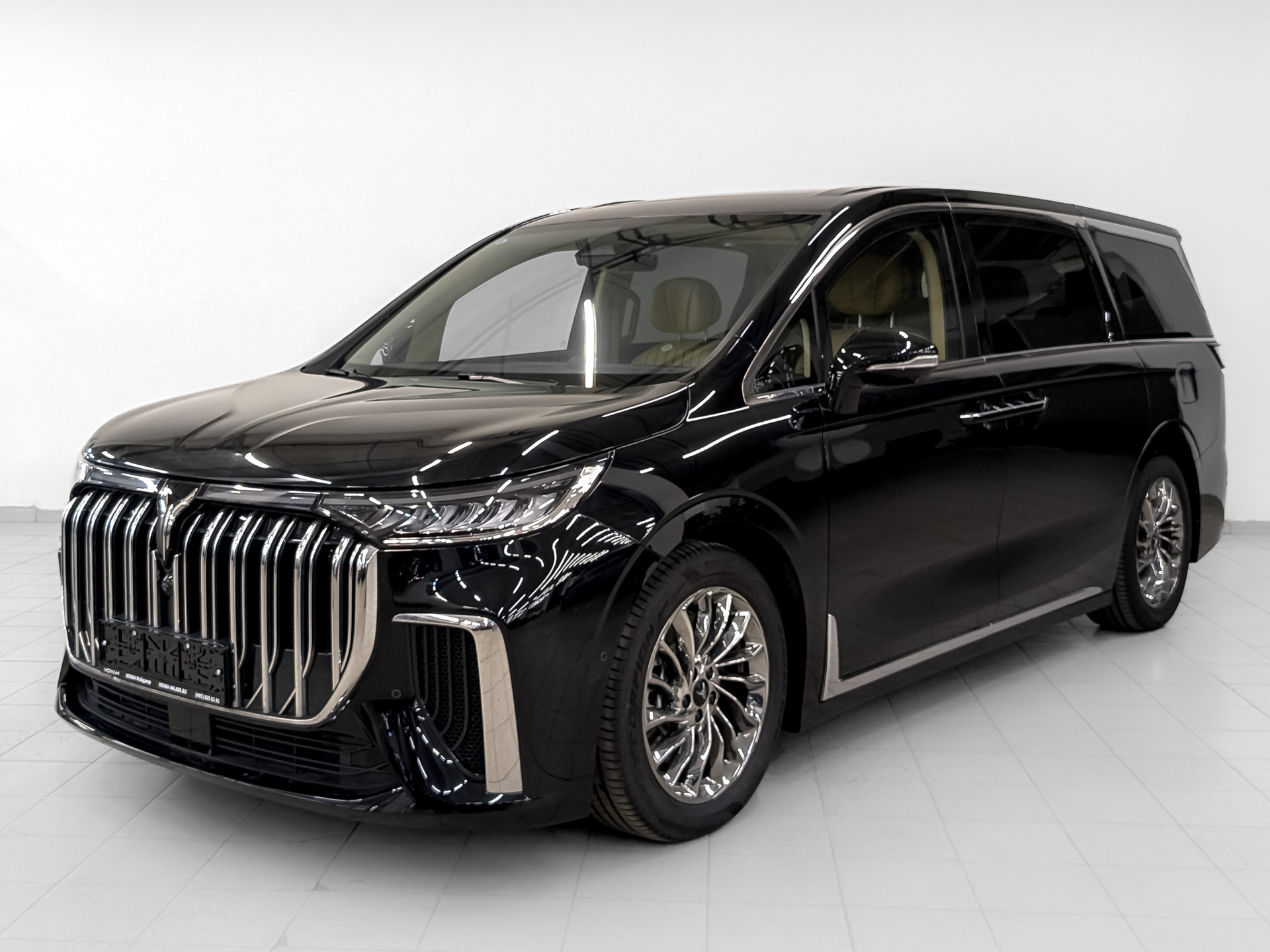 Фото Voyah Dream EVR 1.5ELH/170 43кВт 4WD