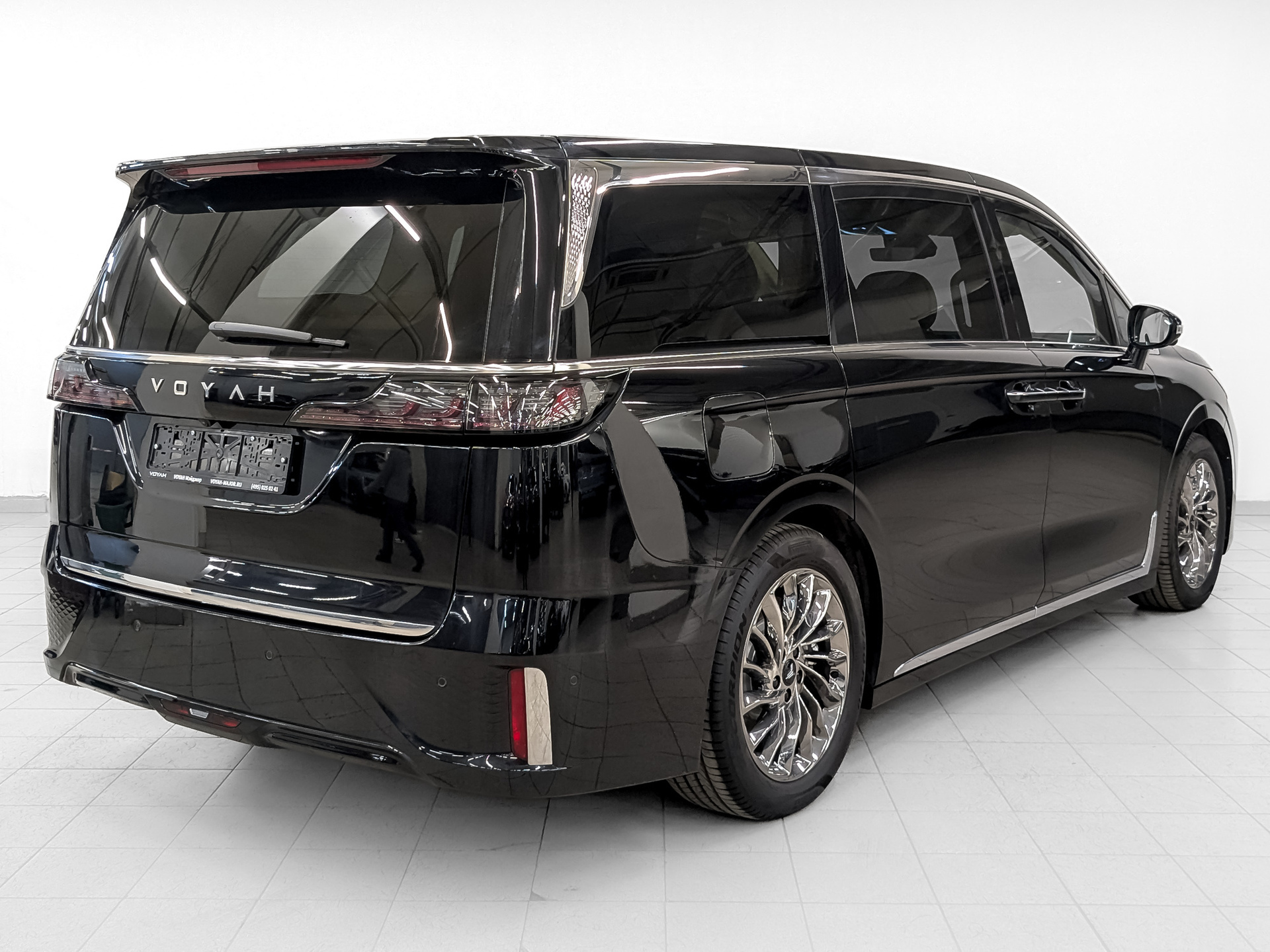 Фото Voyah Dream EVR 1.5ELH/170 43кВт 4WD