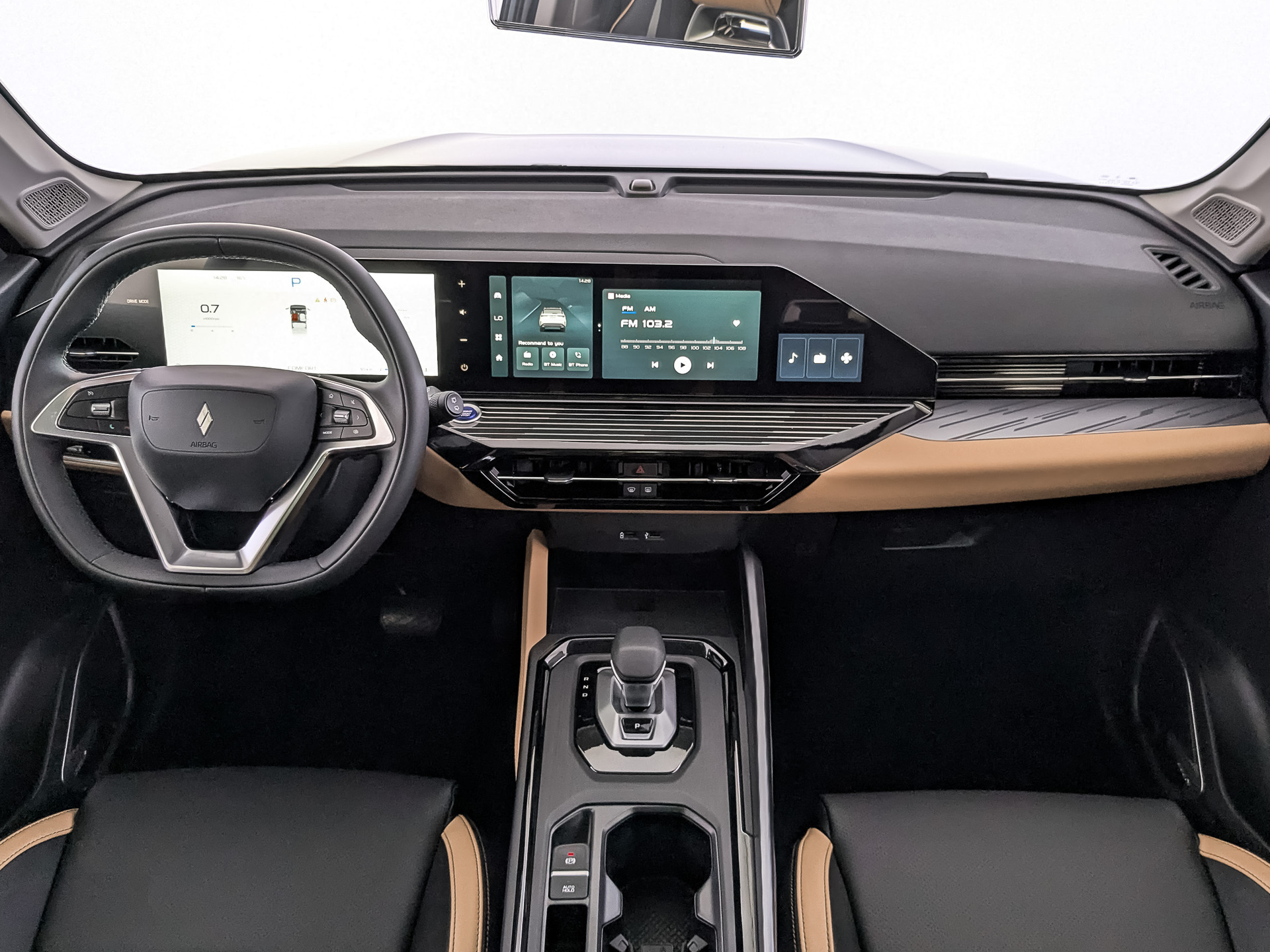 Фото Livan X6 Pro Premium 1.5T/147 7RТ 5D