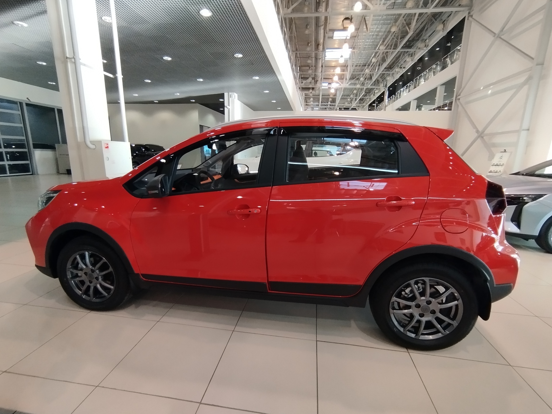 Фото Livan X3 Pro Luxury 1.5L/103 CVT 5D