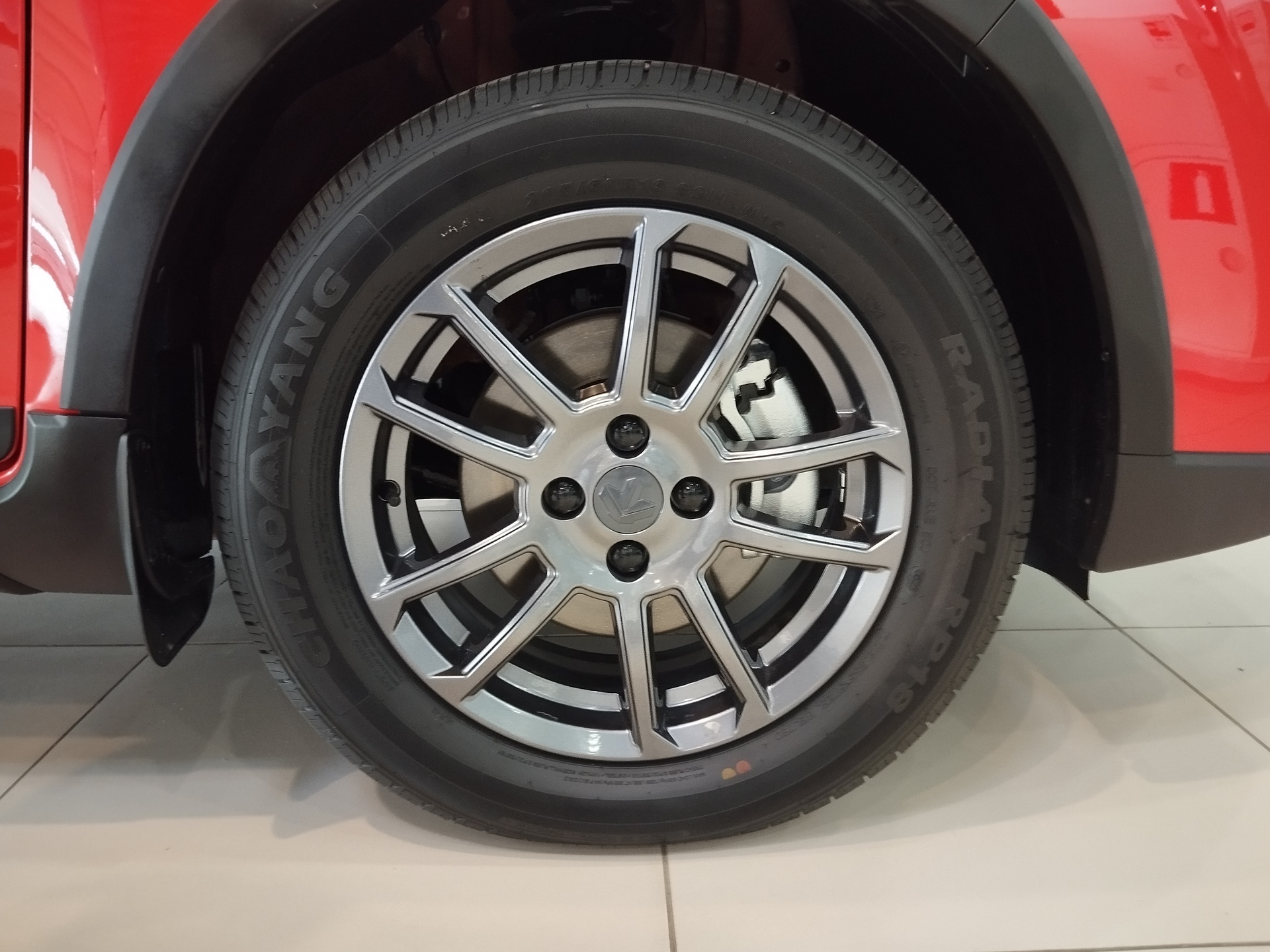 Фото Livan X3 Pro Luxury 1.5L/103 CVT 5D