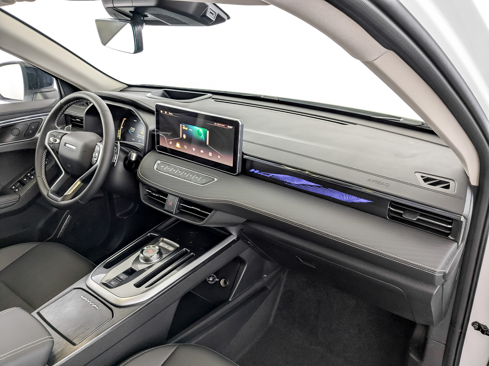 Фото Haval Jolion Tech+ 1.5T/150 7RT 4WD