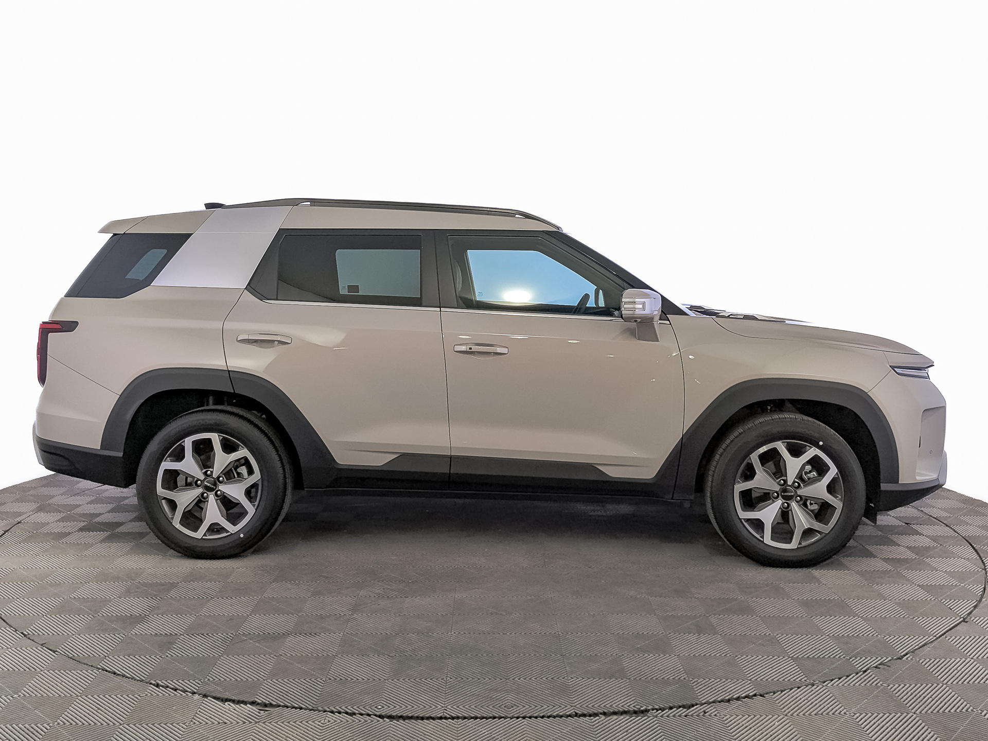 Фото KGM Torres Icon 1.5T/163 6AT 4WD