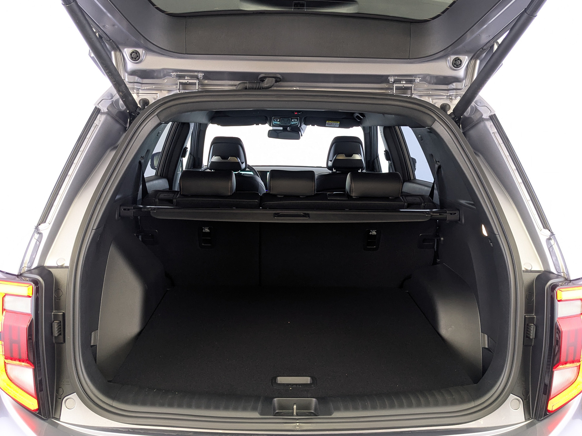 Фото KGM Torres Icon 1.5T/163 6AT 4WD