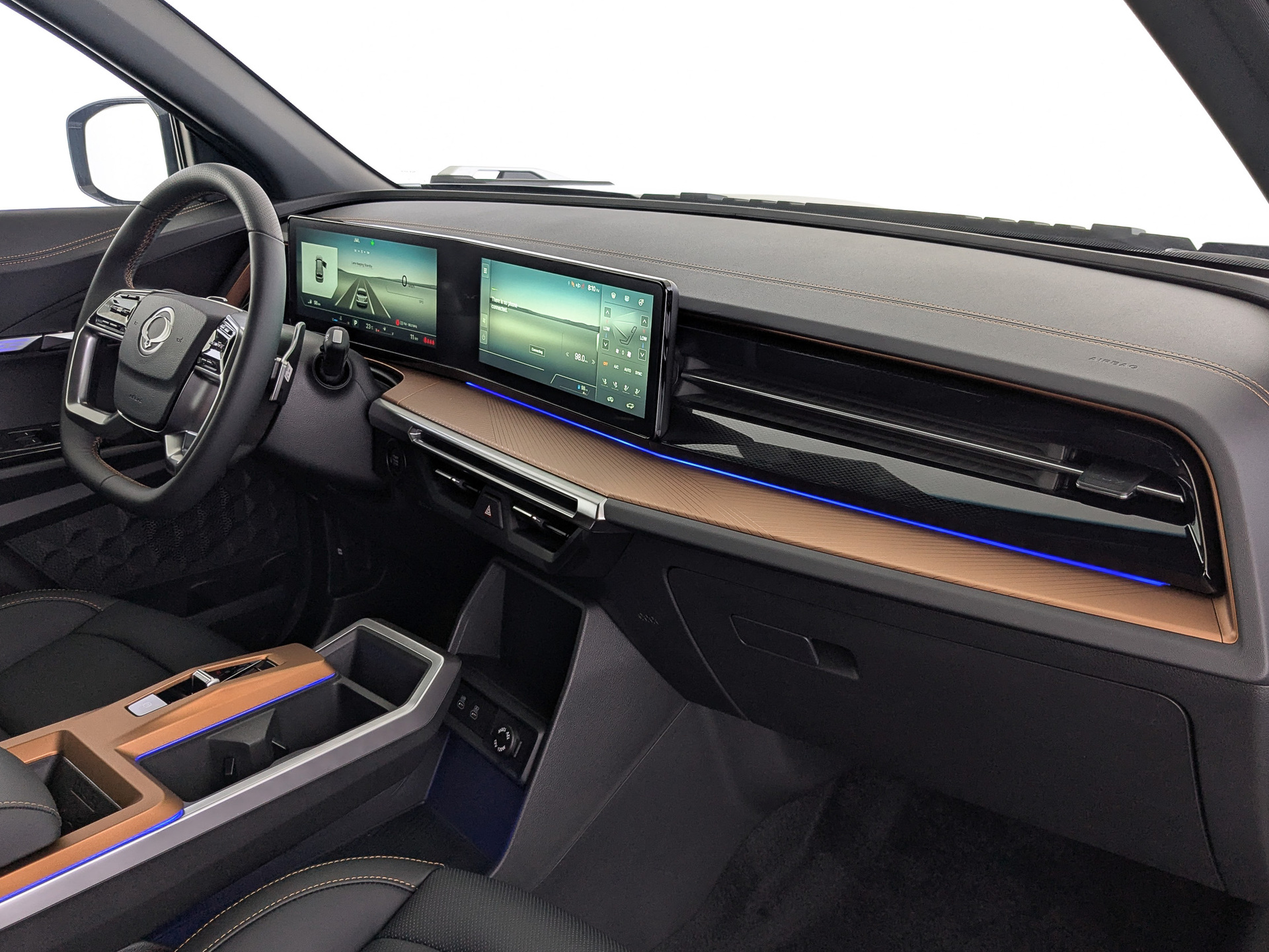 Фото KGM Torres Icon 1.5T/163 6AT 4WD