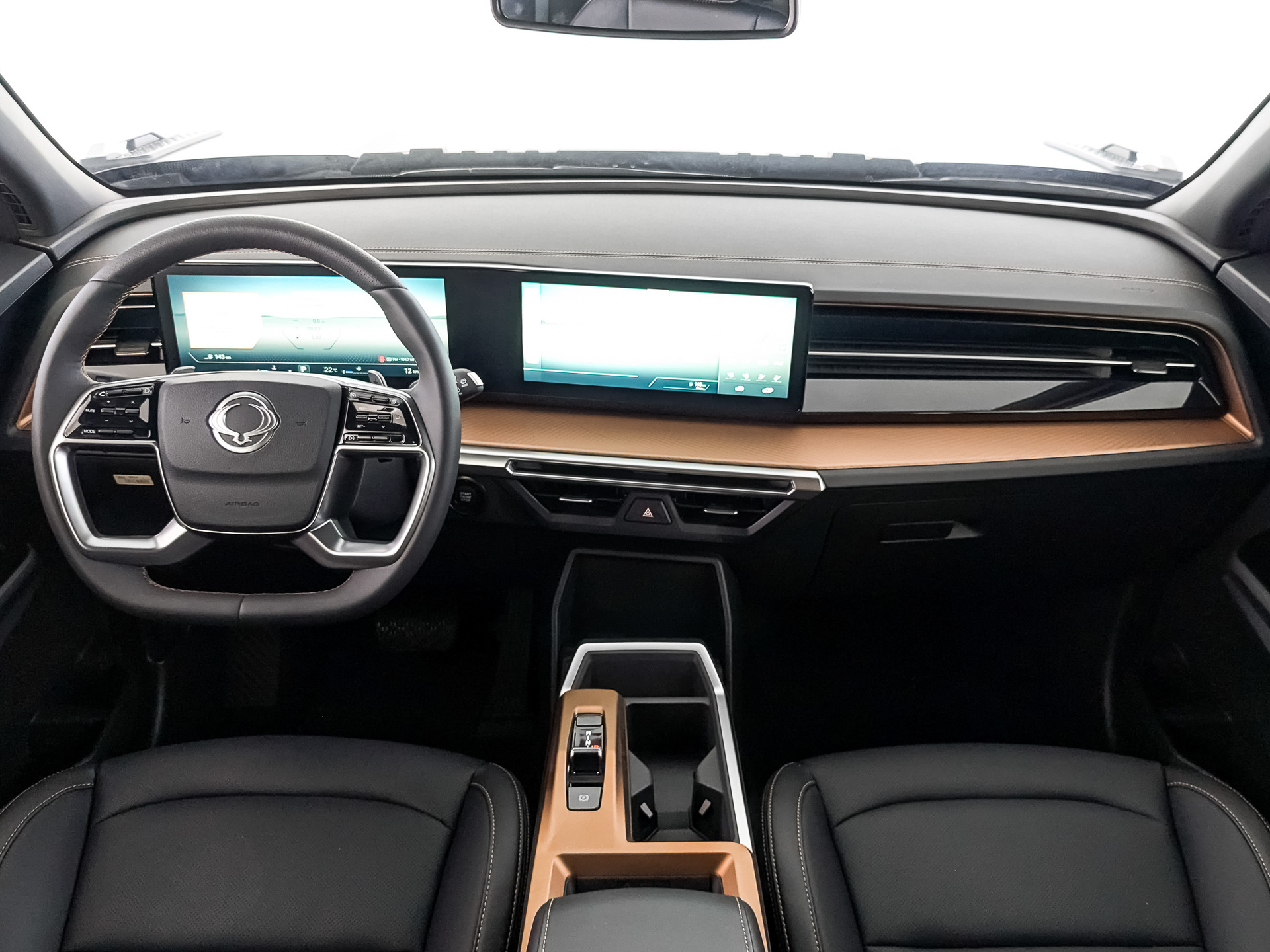 Фото KGM Torres Dream 1.5T/163 6AT 2WD