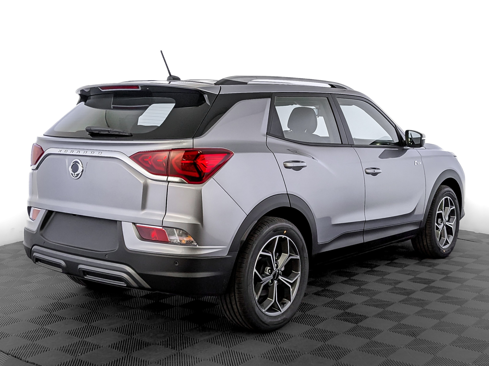 Фото KGM Korando Icon 1.5T/163 6AT 4WD